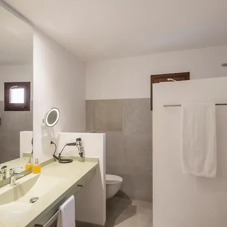 Hotel Palau Sa Font 4*